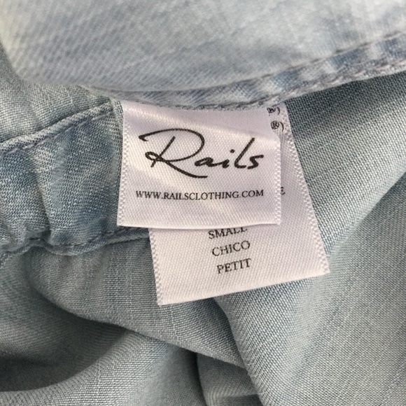 Rails Chambray Hooded Utility Jacket! - Picture 6 of 8